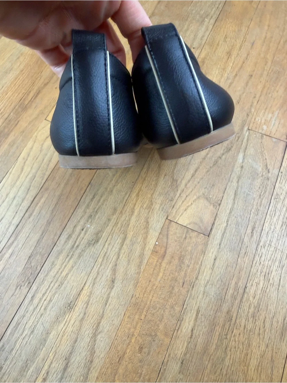 Everlane Black Leather Slip-On Ballet Flats